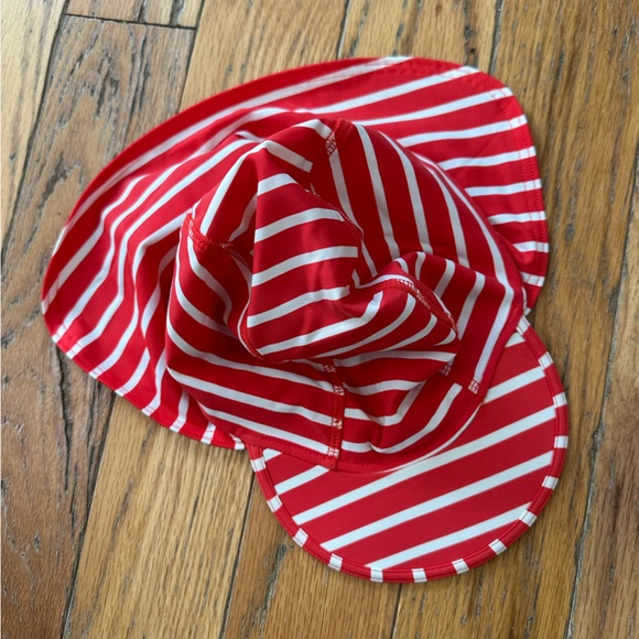 Baby Boden Red White Stripe Sun Safe Swim Hat UPF Size 2-3 Years - Picture 3 of 8